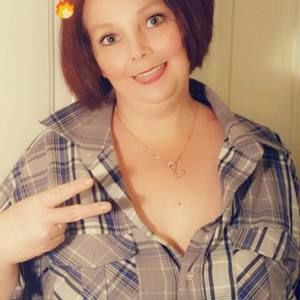 Meet your Posher, Lora